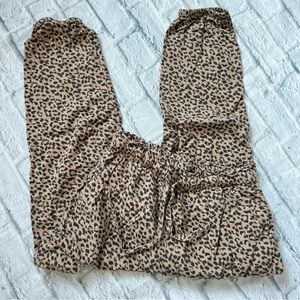 American Eagle Leopard Animal Print Paperbag Waist High Rise Jogger Pant